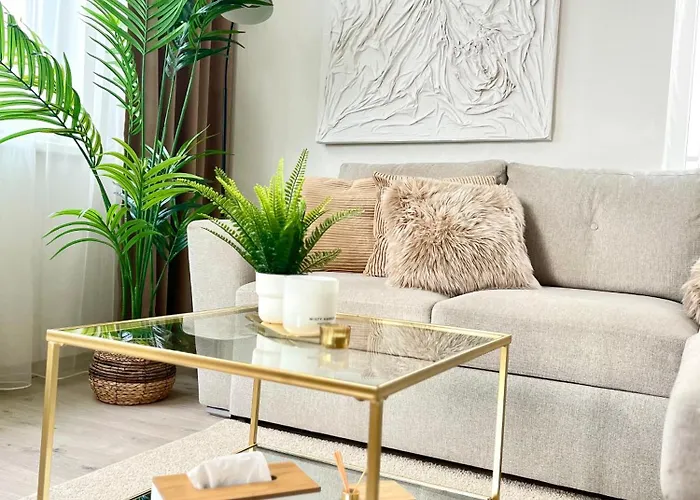 The Elite Ii Downtown Ac & Garage Parking Apartment Pressburg