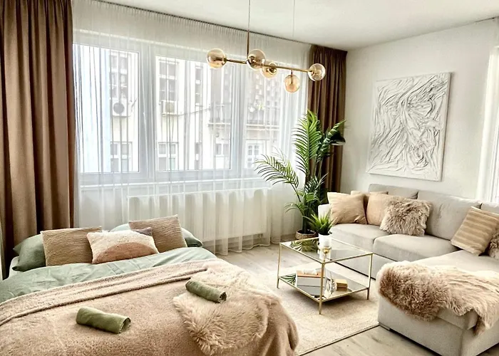 The Elite Ii Downtown Ac & Garage Parking Apartment Pressburg