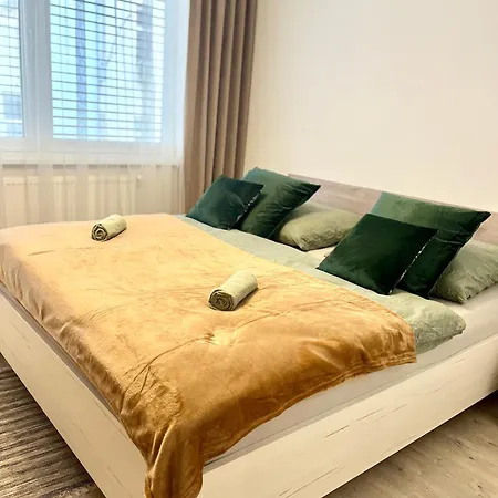 The Elite Ii Downtown Ac & Garage Parking Apartman *